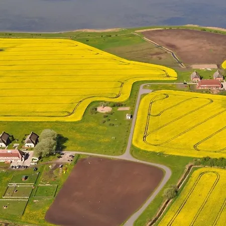 Ruegen Farm Vakantiehuis Ummanz